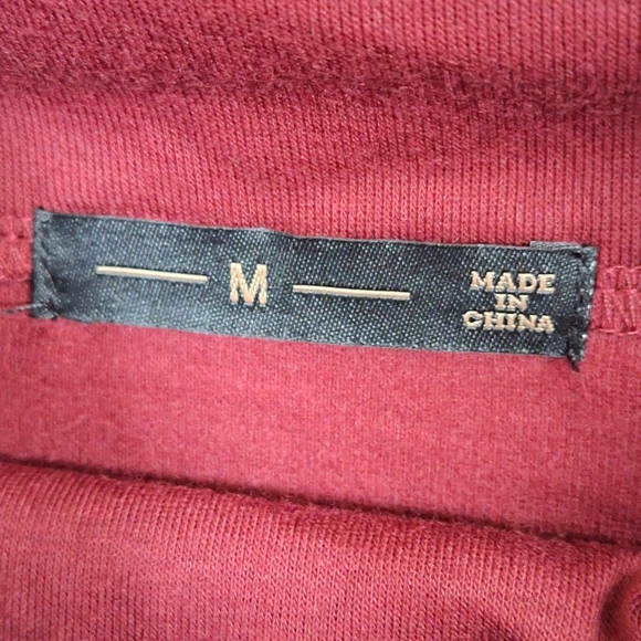 M Cowl Neck Maroon Tee Blouse Button Embellishment SzM Long Sleeve Tunic NWOT - Picture 3 of 11